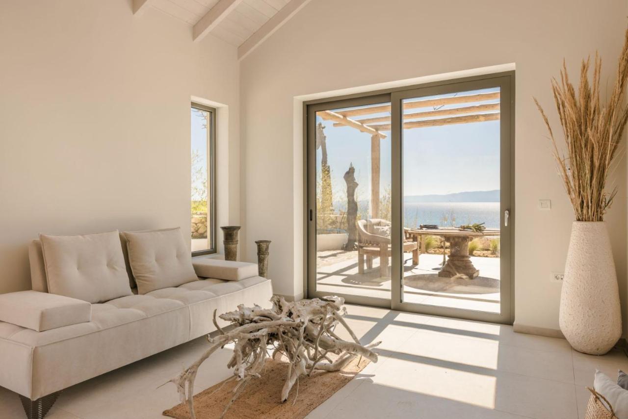 Spathes Suites Kefalonia - Luxury Suites Ratzaklíon エクステリア 写真